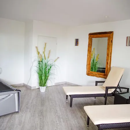 Apartment 238